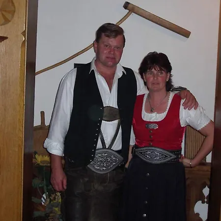 Huette - Bischoferhuette Fuer 2-10 Personen Vakantiehuis